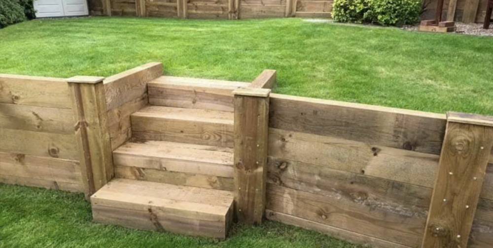 Indian sandstone patio with curved edge